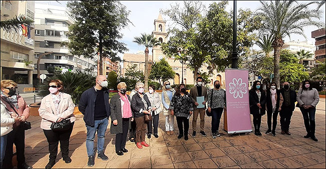 Torrevieja conmemoró el día mundial contra el cáncer