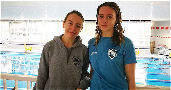 El Club de Natación Alfa de Torrevieja, obtiene dos medallas en Elche.