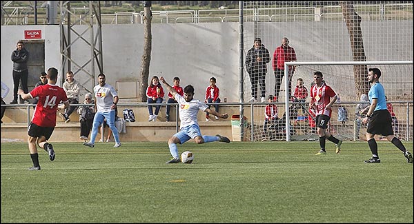 Montesinos y Torrevieja empatan a 2 en un derby con un tiempo para cada equipo
